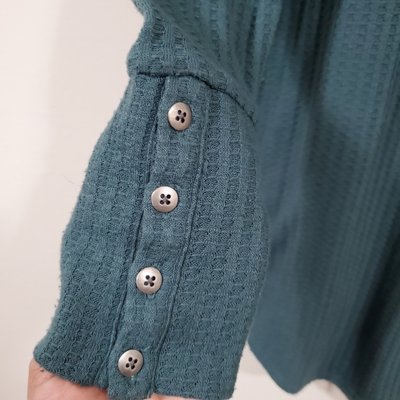 CHASER Waffle Knit Sweater Buttons on Cuffs M & L - Picture 5 of 8